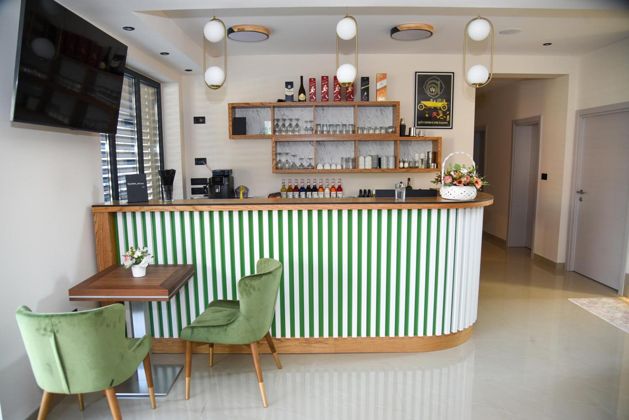 Merak Rooms & Caffe Bar Šabac 外观 照片